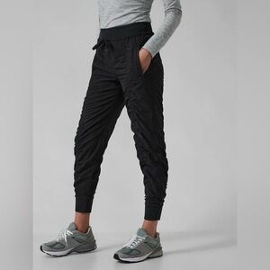 NWT- Athleta Attitude Lined Jogger Pants in Black Size: 16